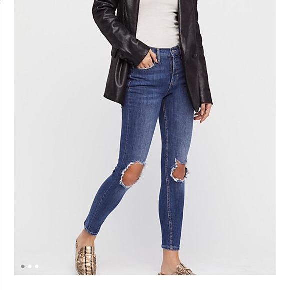 Free People High-Rise Busted Skinny Jeans - Picture 1 of 4